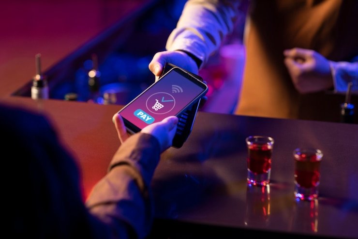 Aplikasi buy 138 menampilkan meja live dealer di layar ponsel